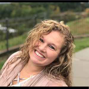 Meet your Posher, Kimberly